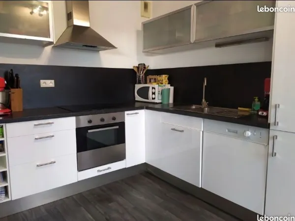 Appartement Meublé T3 avec balcon et garage - Bain‑de‑Bretagne, centre‑ville