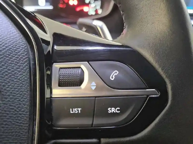 Peugeot 2008 puretech 130 s&amp;s eat8 — photo 29