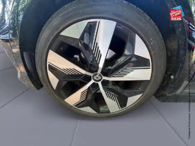 Renault Megane e-tech electric ev60 220ch techno optimum charge — photo 10