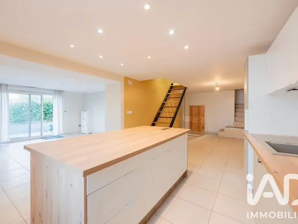 Maison 6 pièces 178 m²
