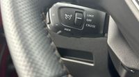 Peugeot 3008 HYBRID 225ch GT e-EAT8 — photo 17