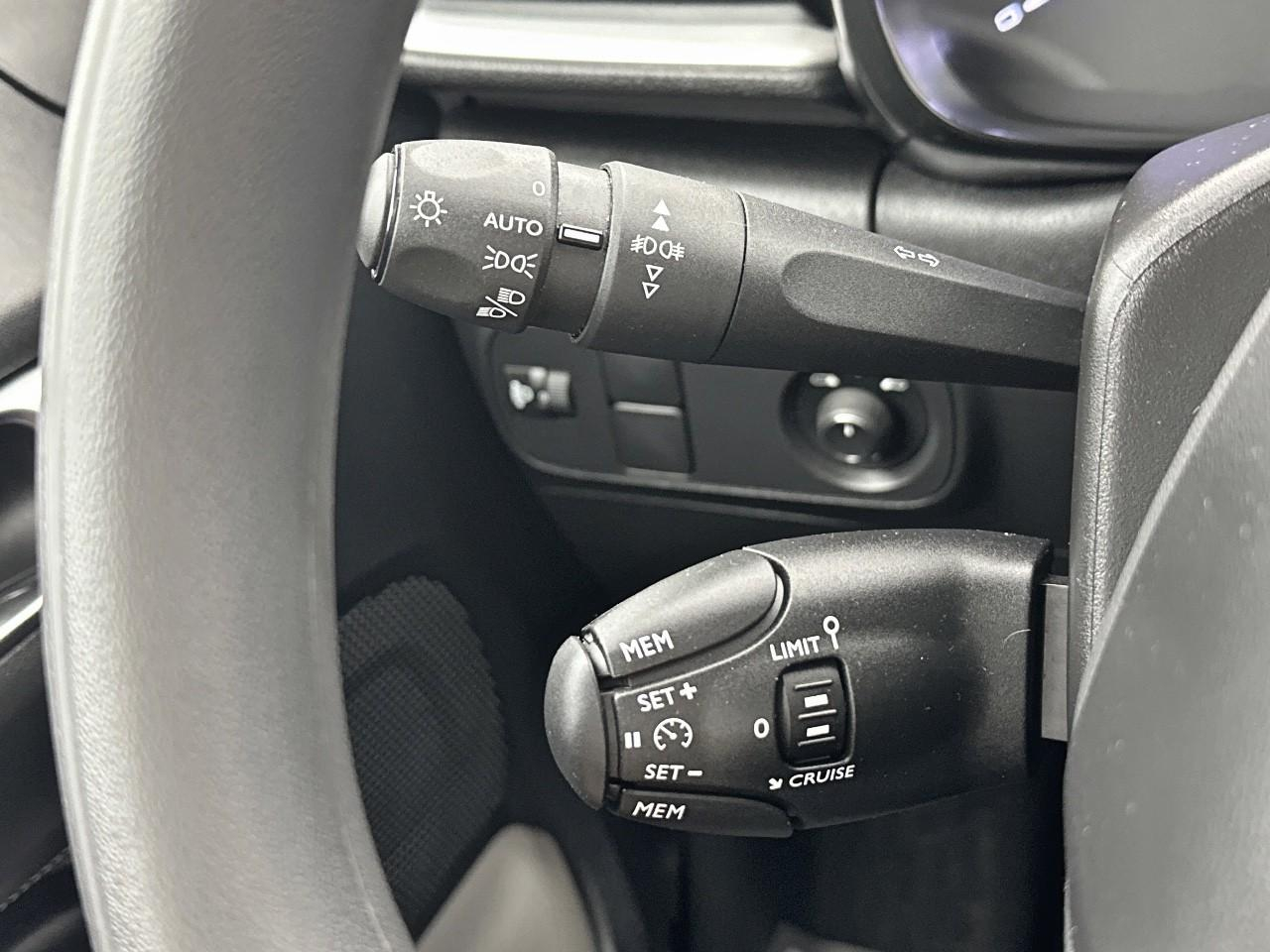 Citroën C3 puretech 110 ch eat6 max — photo 17