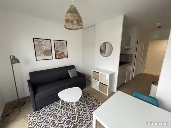 Studio 1 pièce 18 m²