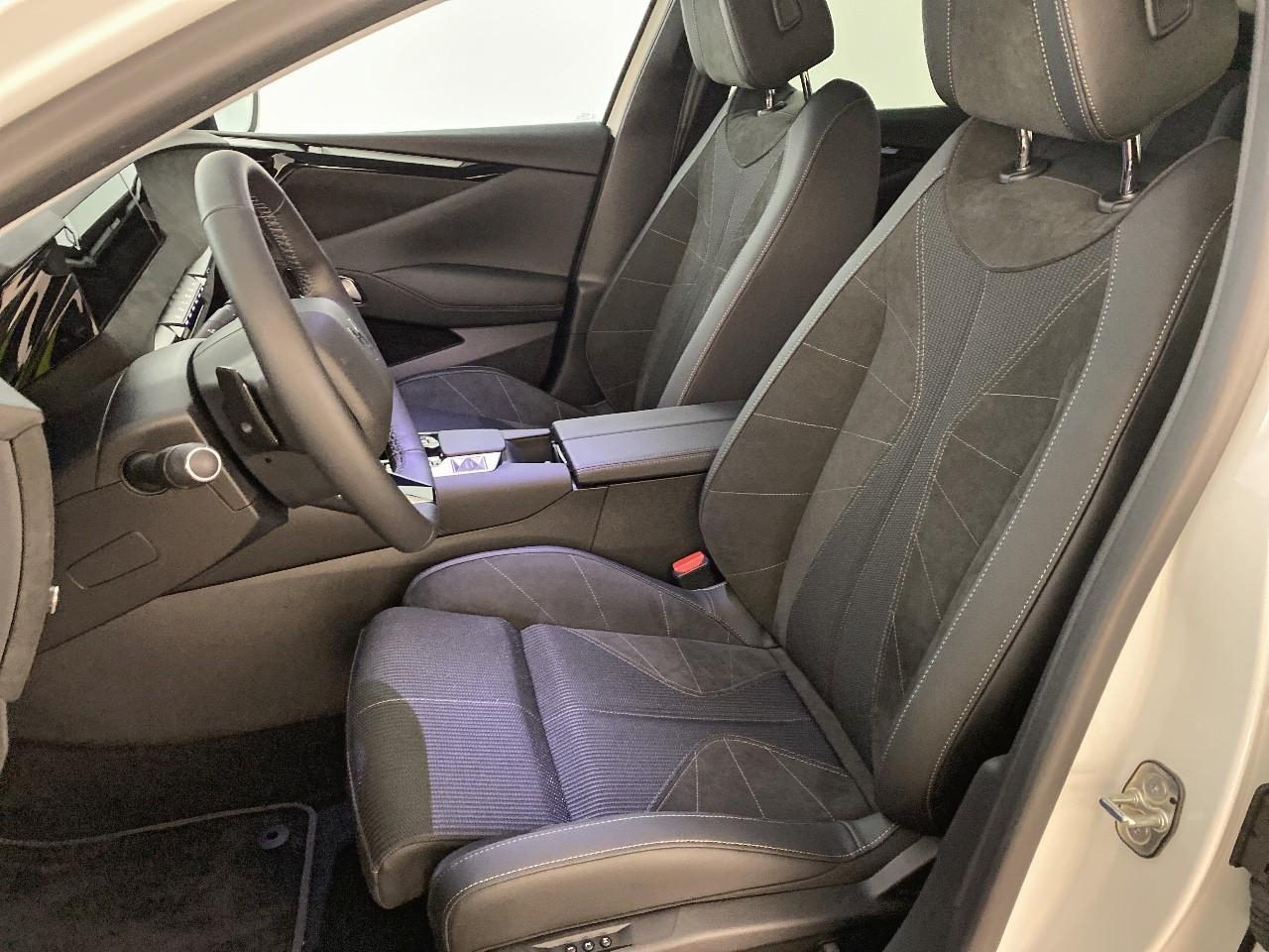 Ds Ds 4 bluehdi 130 eat8 etoile - alcantara — photo 9