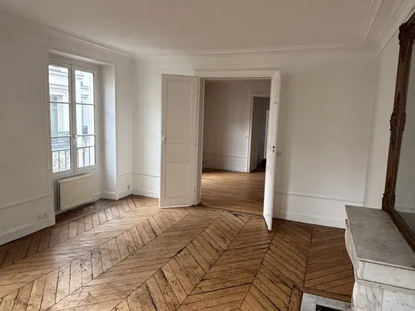 Appartement 129 m² — Paris 9e, quartier Trinité / Saint-Georges
