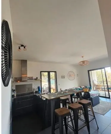 Appartement meublé avec jardin tout compris