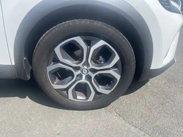 Renault Captur tce 90 — photo 12