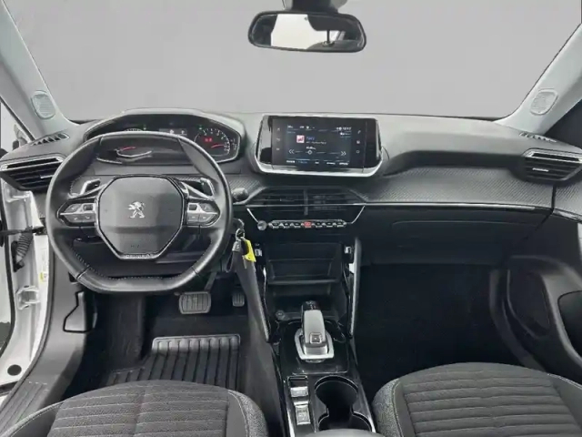 Peugeot 2008 puretech 130 s&amp;s eat8 — photo 8