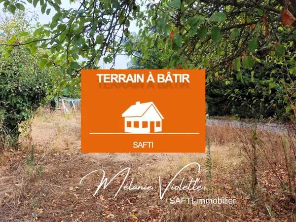 Terrain constructible de 528m² à Mareuil-sur-Lay-Dissais