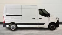 Renault Master F3500 L2H2 2.3 Blue dCi 135ch Confort Euro6 — photo 4