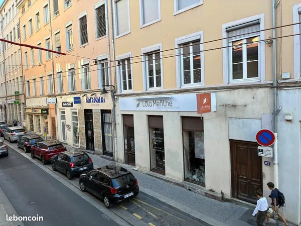 Appartement 2 pièces 81 m²