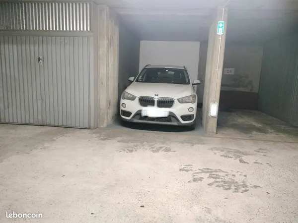 Place parking paris 15