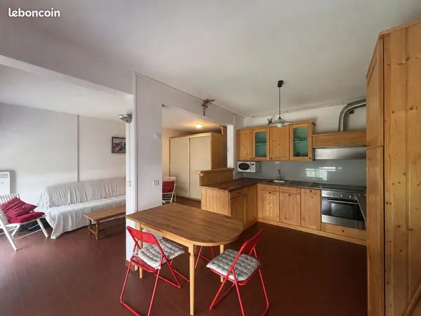Studio 1 pièce 35 m²