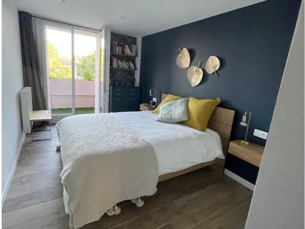 Appartement 96m2 - Parking privé - Résidence sécurisée - Parc arboré