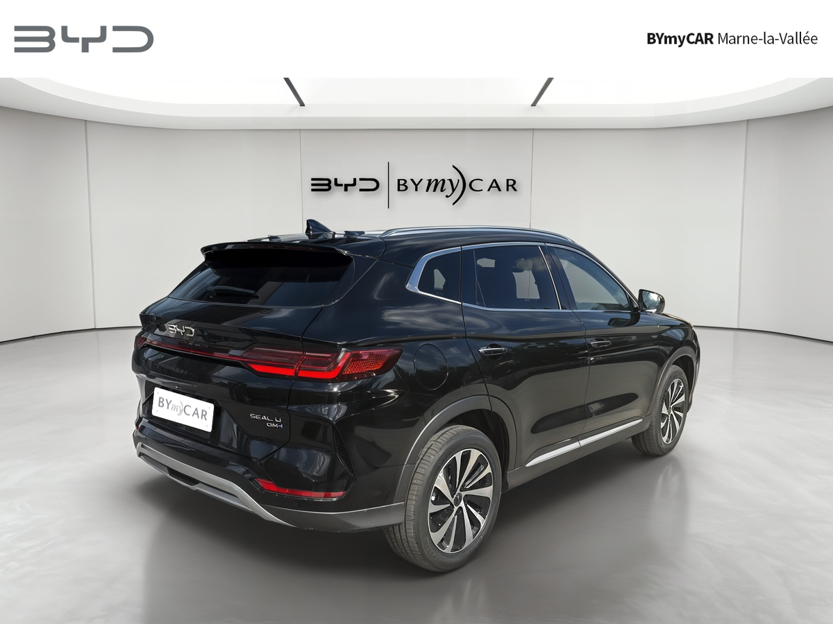 BYD Seal U 1.5l DM-i 218 ch PHEV — photo 3