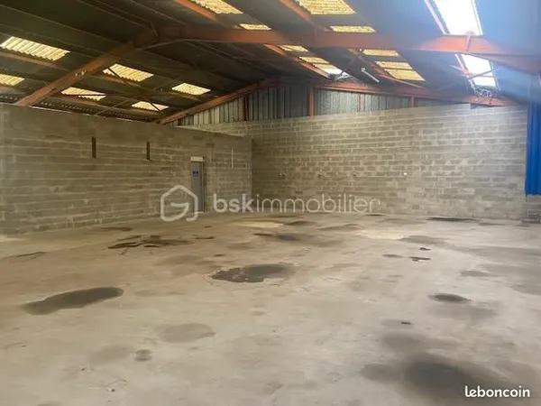 Bureau 400 m²