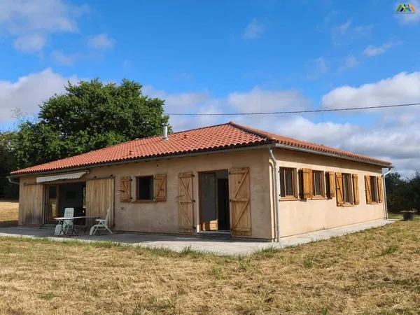 Maison de plain-pied 4 pièces 160 m²