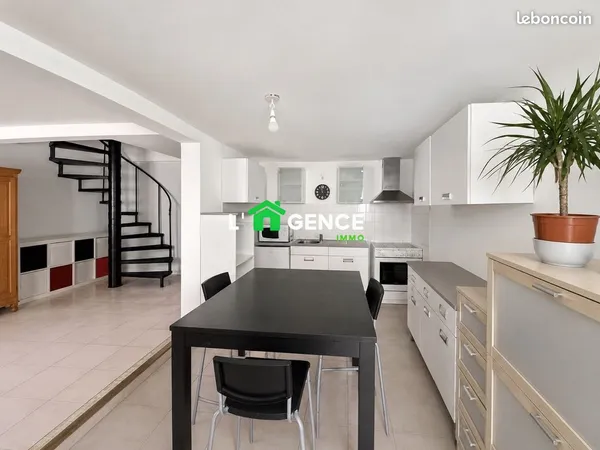 Appartement 4 pièces 81 m²