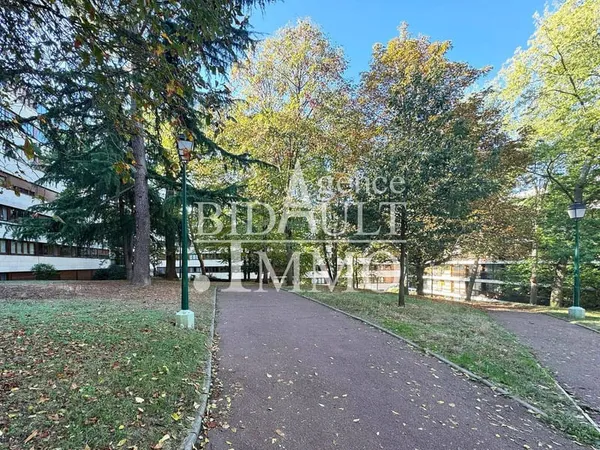 Appartement 1 pièce 14 m²