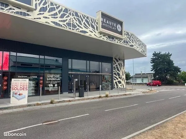 Boutique 320 m² Kingersheim