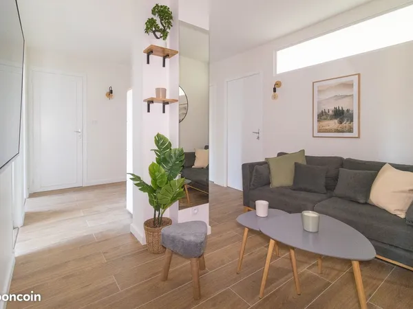 Chambre cosy avec balcon - Appart neuf ✨