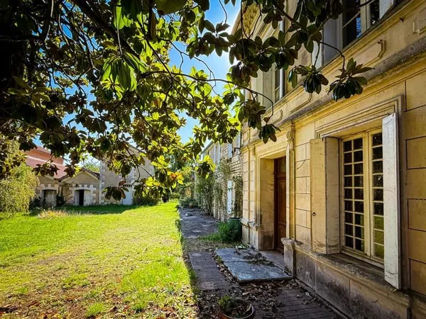 Propriété viticole XIXème 1200m2