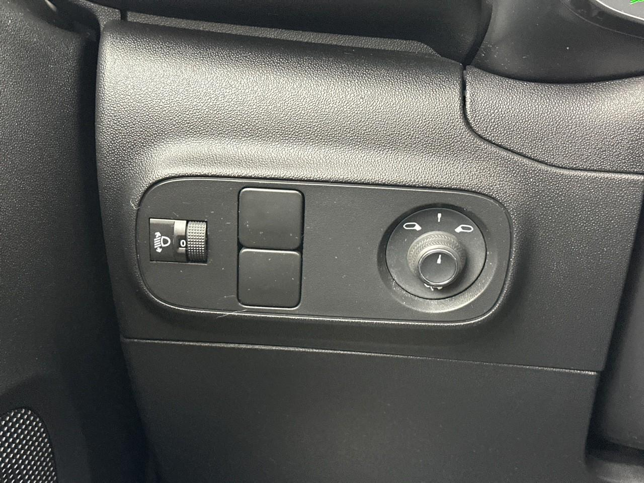 Citroën C3 puretech 110 s&s eat6 shine — photo 16