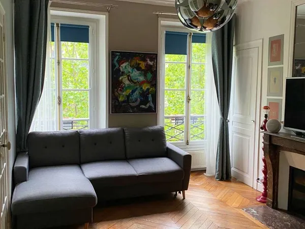 Loue Appartement Entièrement équipé 2 chambres de 60m² à la Madeleine, Paris 8ème