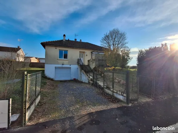 Loue maison de village
