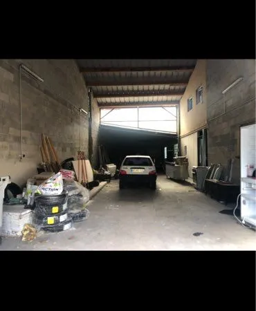 Local professionnel 300 m2 centre ville
