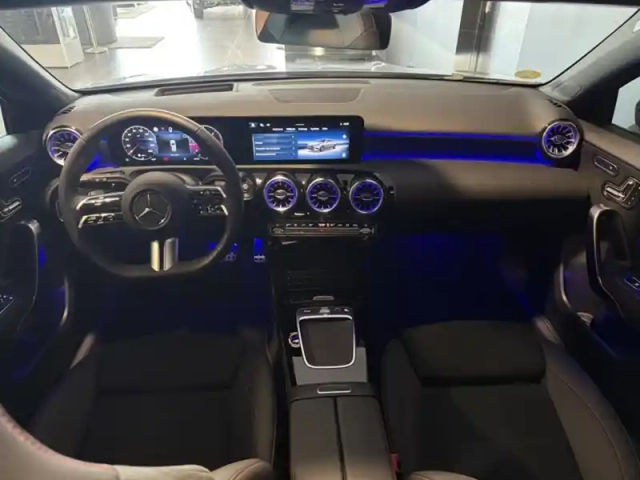 Mercedes Classe A 200 d amg line — photo 8