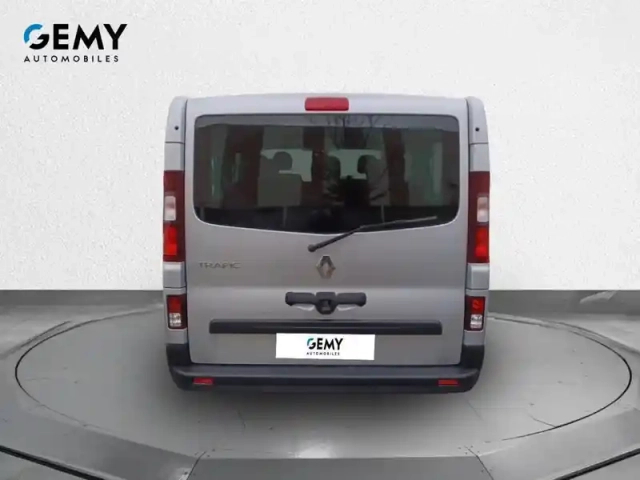 Renault Trafic l2 dci 150 energy s&amp;s edc — photo 6