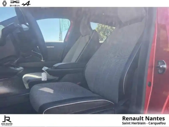 Renault Megane e-tech electric ev60 220ch techno optimum charge - pompe à chaleur — photo 11