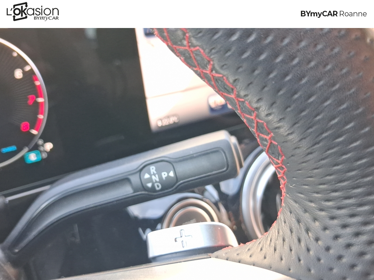 Mercedes GLA 180 7G-DCT — photo 26