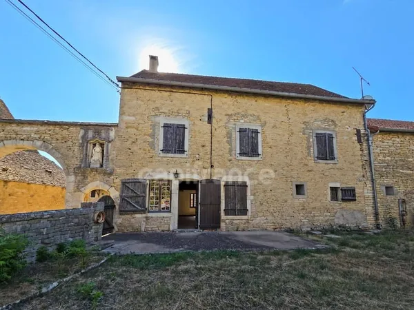 Maison 7 pièces 143 m²