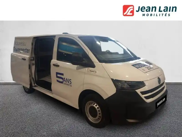Volkswagen Transporter van l1h1 2.0 tdi 150 bva8 — photo 3