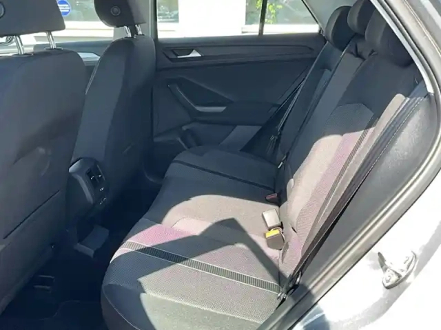 Volkswagen T-Roc 1.5 tsi evo 150 start/stop dsg7 — photo 50
