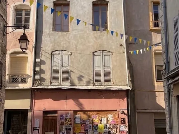 Immeuble de rapport 230 m²