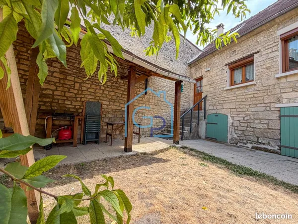 Maison 3 pièces - jardin