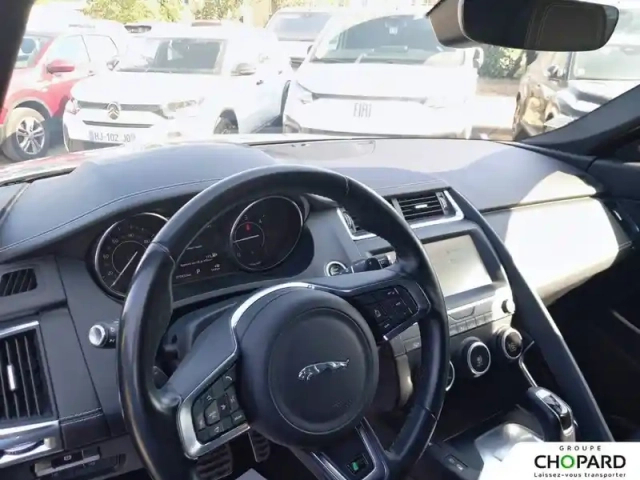 Jaguar E-Pace 2.0 d - 180 ch awd bva — photo 12