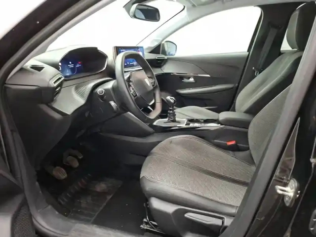 Peugeot 208 puretech 100 s&amp;s bvm6 — photo 13
