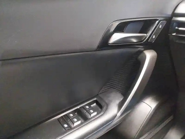 Mg Mg4 electric 51kwh - 125 kw 2wd — photo 16