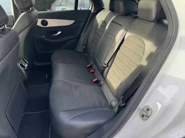 Mercedes Glc 300 e 9g-tronic 4matic — photo 12