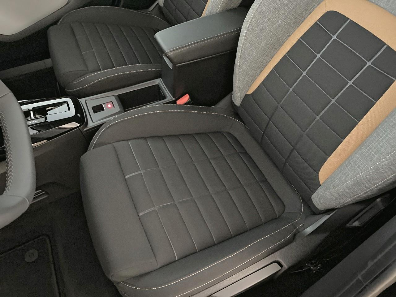 Citroën C3 Aircross hybride 145 ch aut plus — photo 9