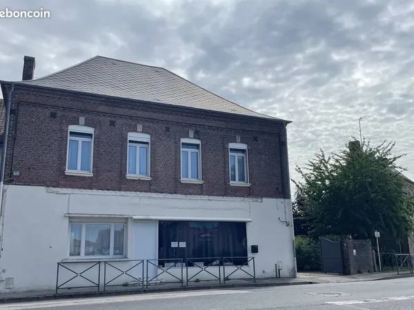 Propriété 6 pièces 180 m²
