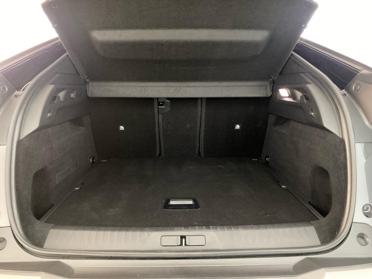 Peugeot 3008 hybrid 145 e-dcs6 gt — photo 6