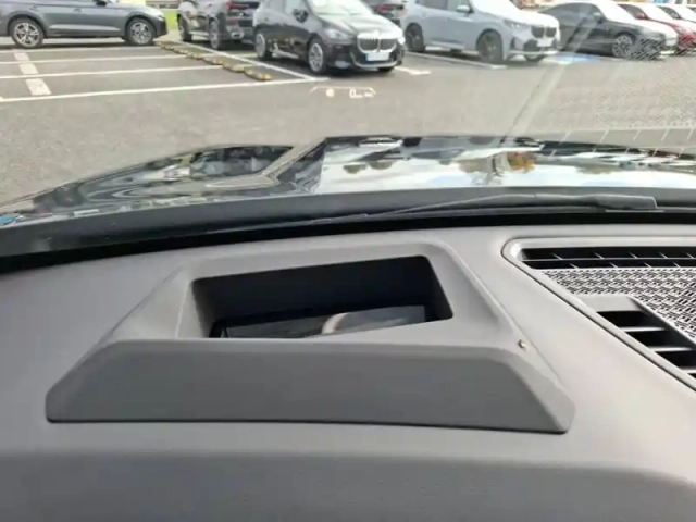Bmw X1 sdrive 18d 150ch dkg7 — photo 8