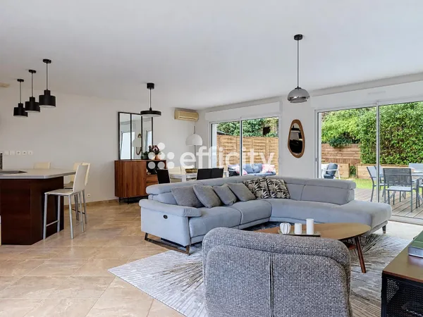 Maison 6 pièces 162 m²