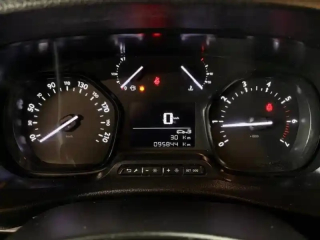 Toyota Proace medium 2.0 d-4d 140 dynamic mc23 (16665?ht) — photo 14