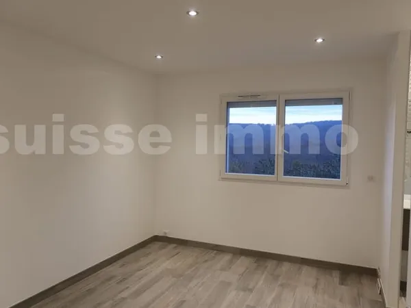 Maison - 5 pièce(s) - 180 m2